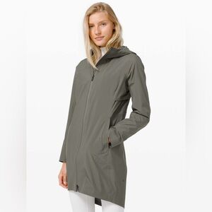 Lululemon Rain Rebel Jacket